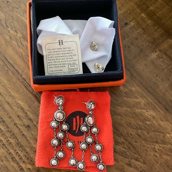 Copy Listing JOHN HARDY Sterling (925) PALU Chandelier Earrings. - Picture 2 of 3